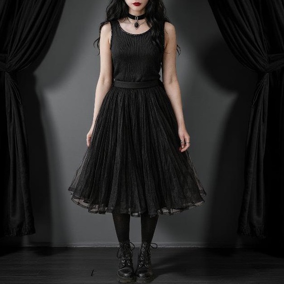 Vintage Betsey Johnson Organza Black Skirt Size 8...